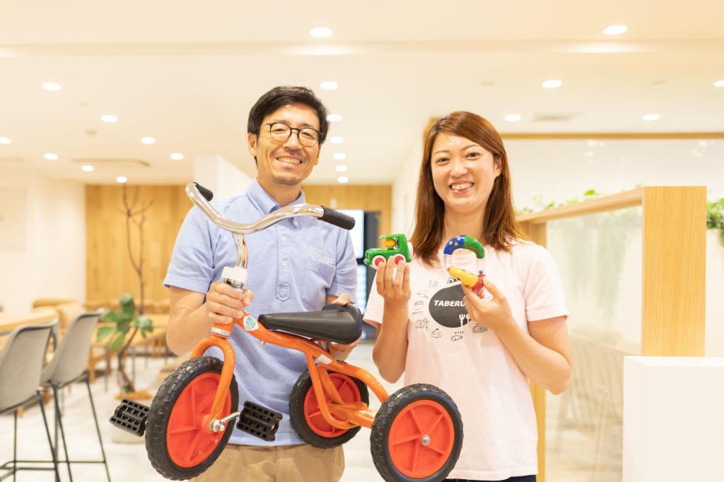左が「マスセット株式会社」の神崎淳さん、右が対談ホストで「にぎり娘」の川野礼さん
