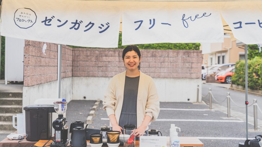 「ゼンガクジ フリー コーヒースタンド」オーナーで、「Masako Mutsumi」コンセプターの大島睦美さん（撮影：山本陸）