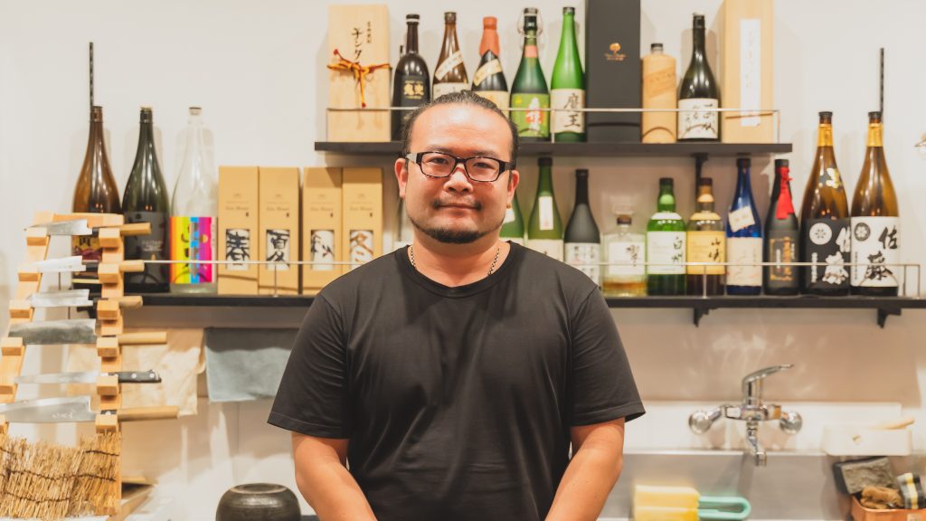 「ウチワラベ」店主のうちだようすけさん