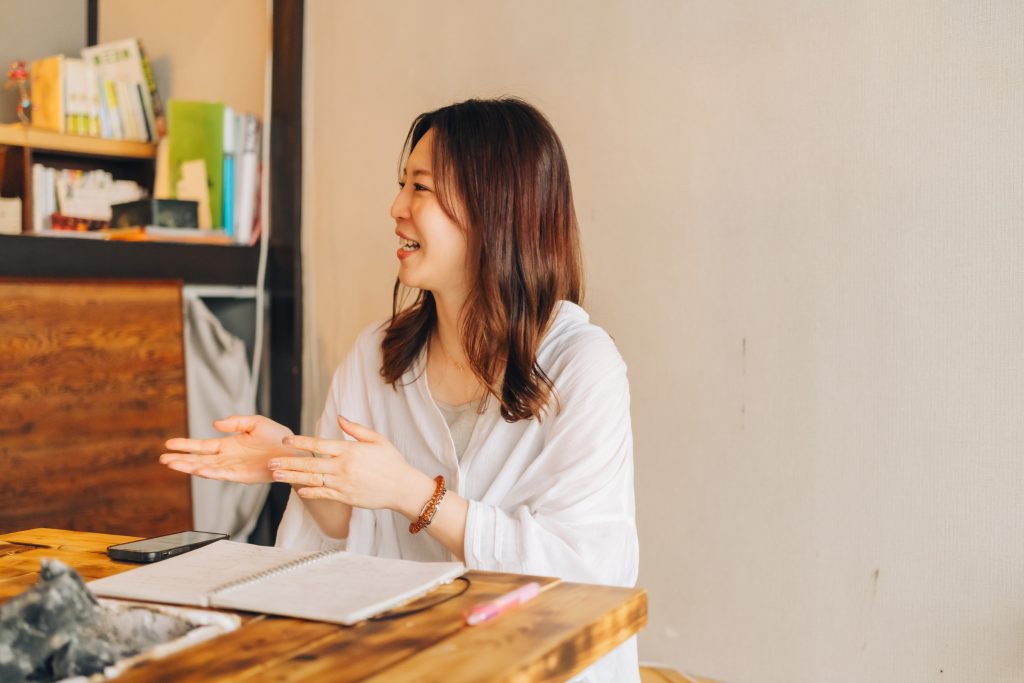 たくさんの学びと気づきがあり自身の活動にも生かしたいと話すしまい