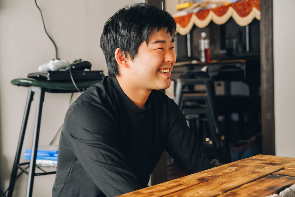 山遊び計画をしている中島さん