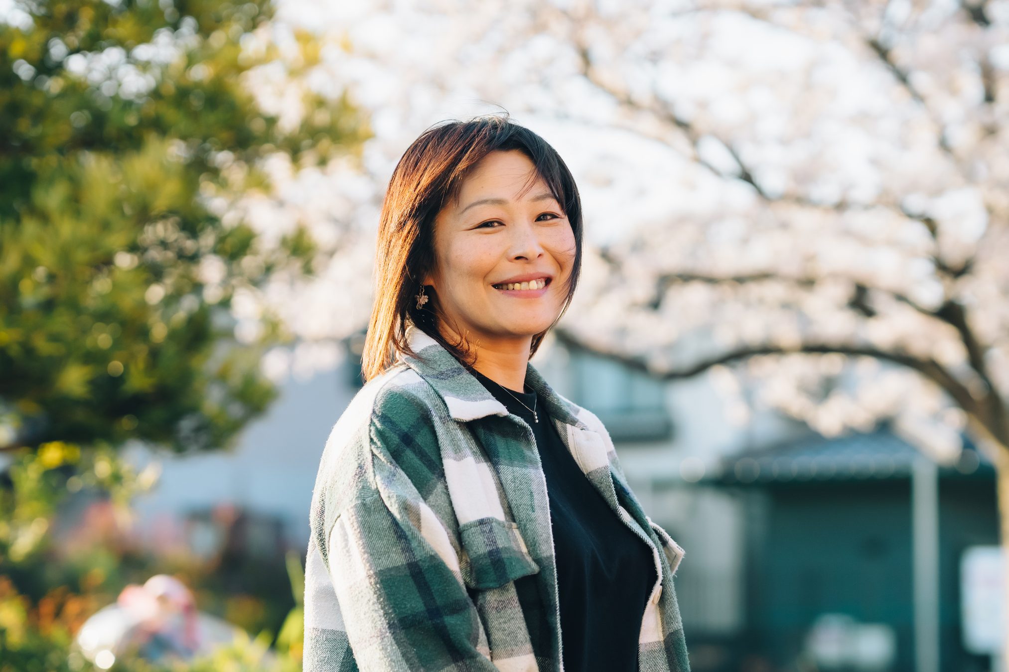 足立区在住の美容師で、働くひとり親の応援プロジェクトも行っている山下友美さん
