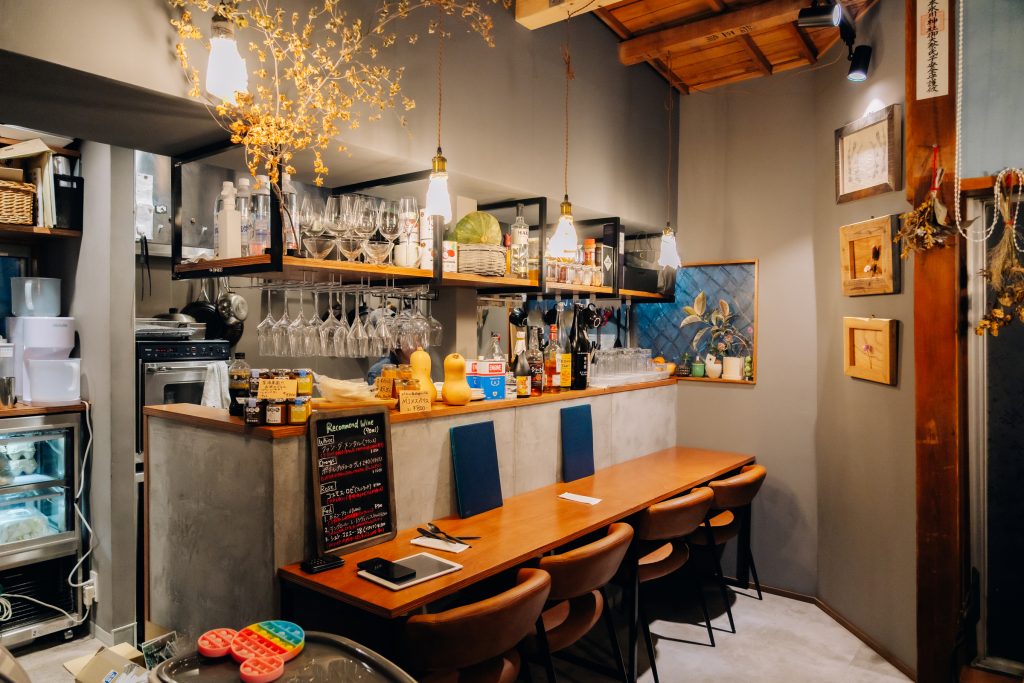 「PECOTA PECOTA」のカウンター席 