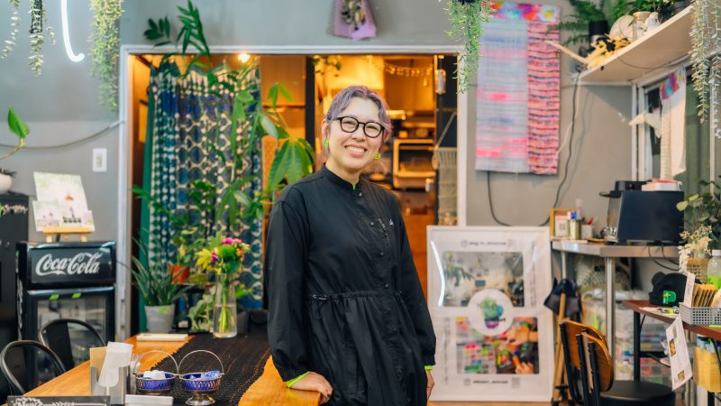 北綾瀬のスズキサン「PLUG-iN」の中の人【舎人線寫眞 207人目】