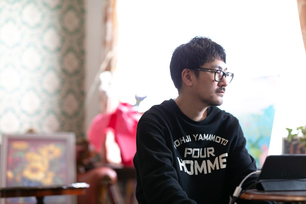 聞き手を務めた大島