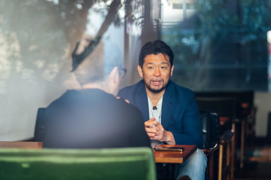 店外からのショット