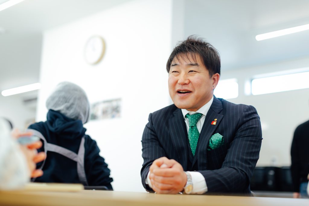 事業への想いを語る橋本さん