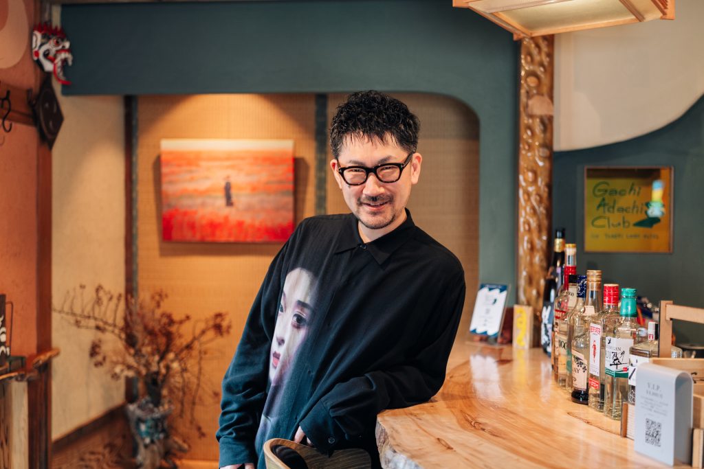 「シン・オオシマナイト」が開催される「Gachi Adachi Club」オーナーの大島俊映は4月が誕生月